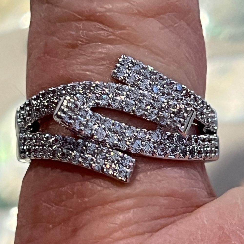 Platinum CZ hand set statement ring - size 9